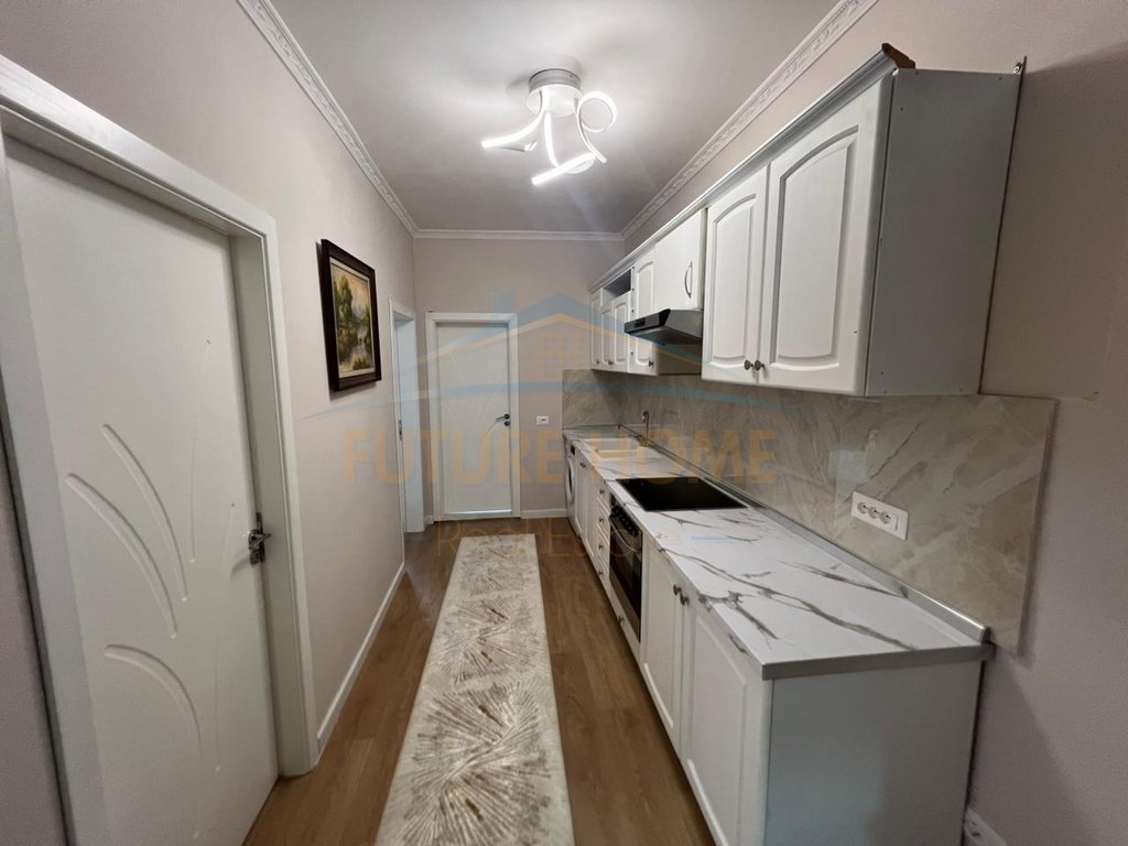 Shitet Apartament 2+1, Rruga e Dibrës 180,000€
