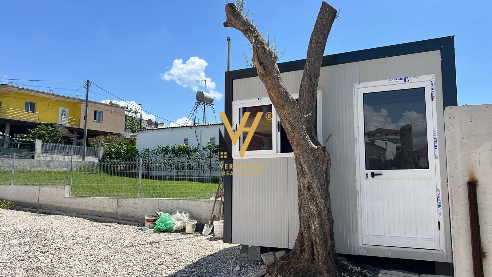 TOKE 450M2 ME QERA NE PASKUQAN 40.000 LEKE