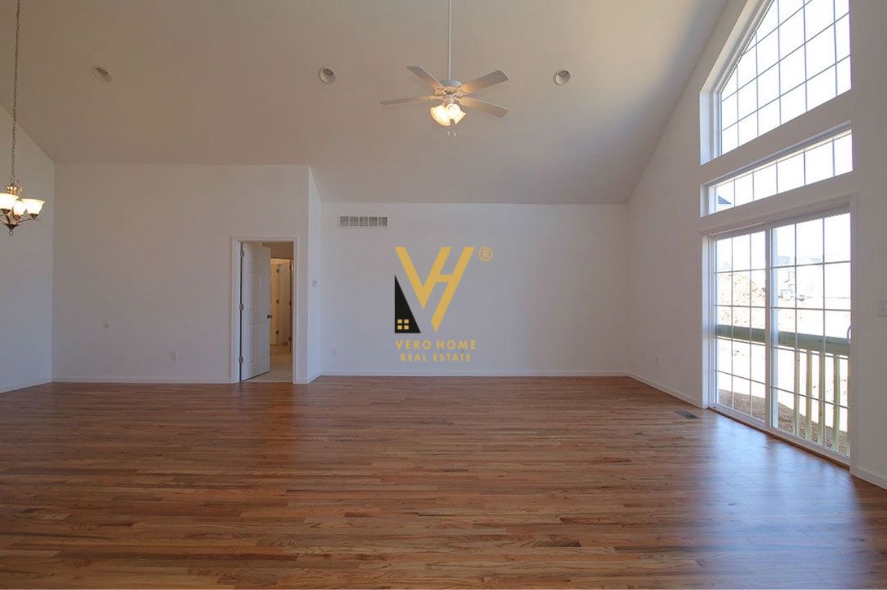 ZYRE 106 M2 TE PROKURORIA 1.200 EURO