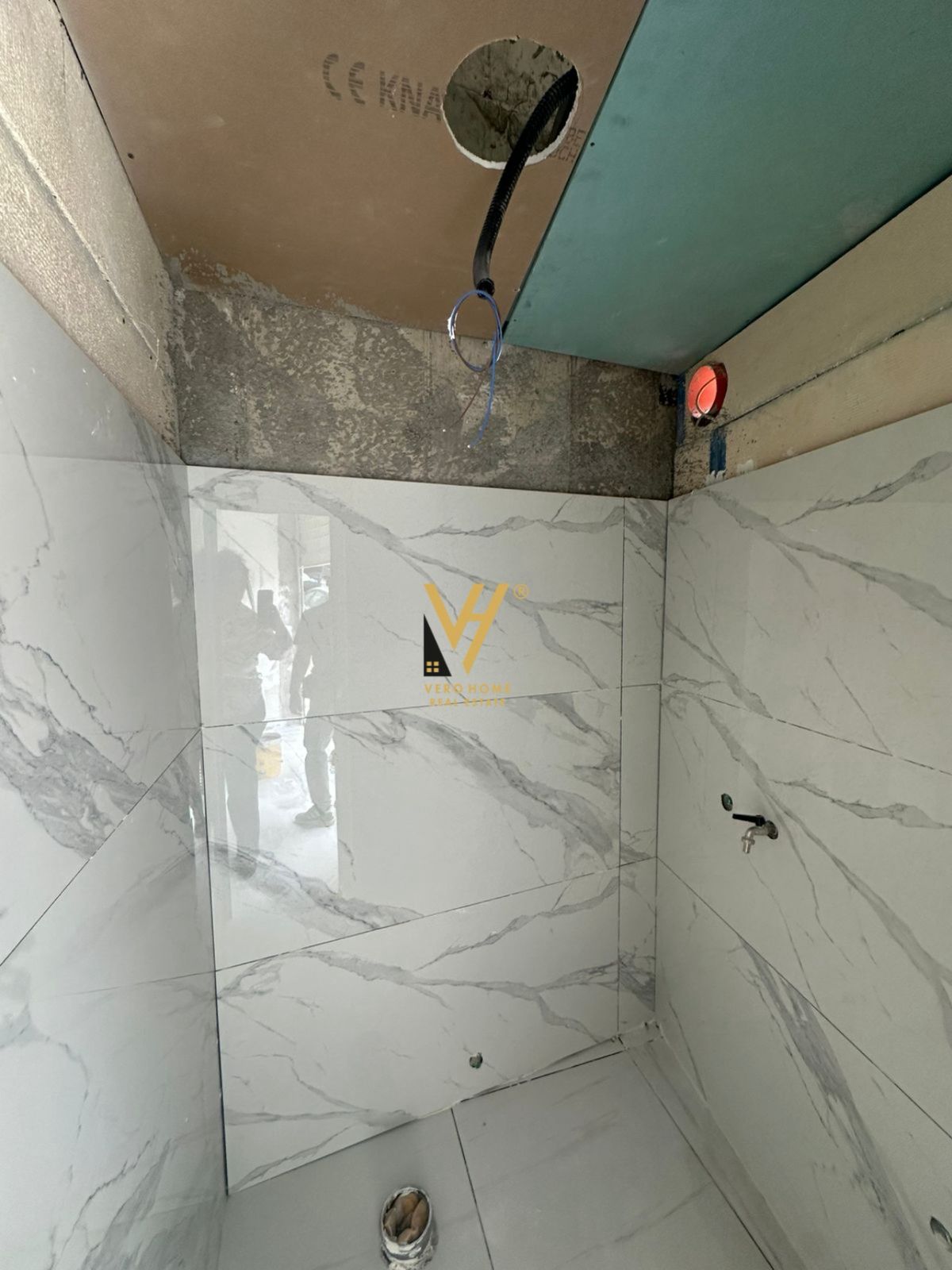 DYQAN 37M2 ME QERA TE RRETHI I SELITES 500 EURO