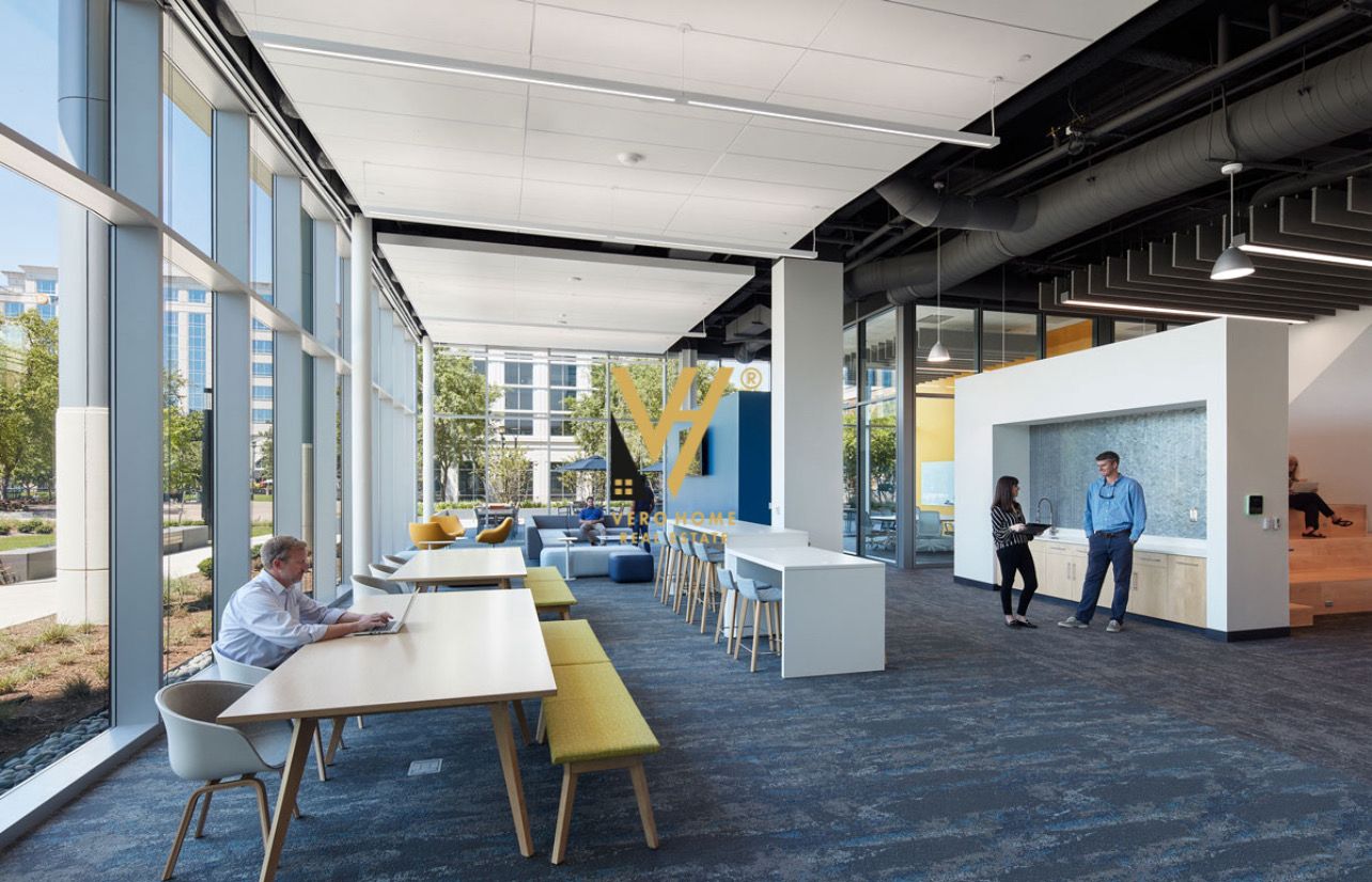 AMBIENT 727 M2 ME QERA TE ISH EKSPOZITA 15.000 EUR