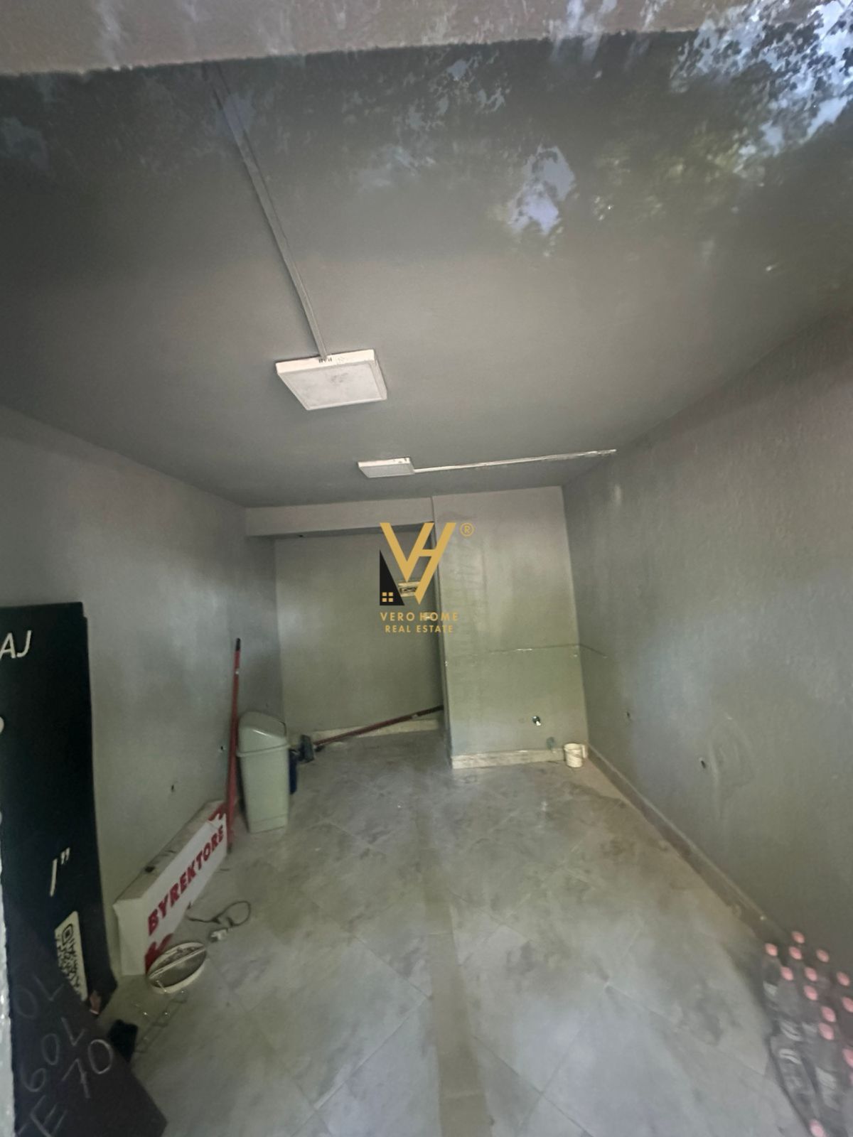 DYQAN 15M2 TE BLV BAJRAM CURRI 35.000 LEKE