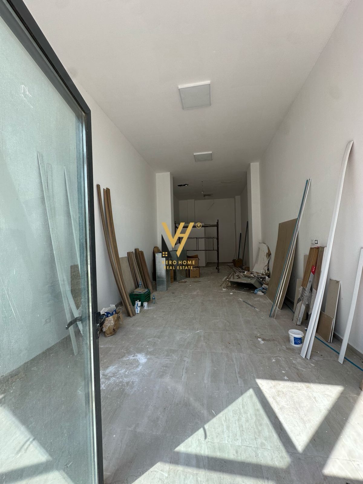 DYQAN 62 M2 TE KOMUNA E PARISIT 186.000 EURO