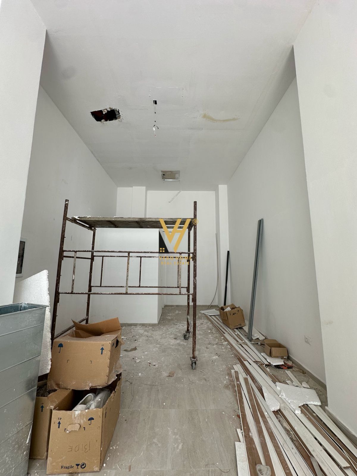 DYQAN 62 M2 TE KOMUNA E PARISIT 186.000 EURO