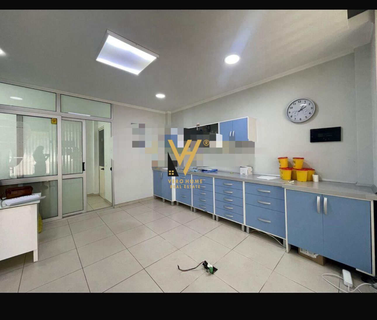 DYQAN 37M2 ME QERA TE RRUGA 4 DESHMORET 400 EURO