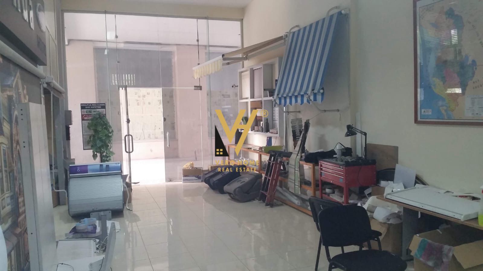 DYQAN 81M2 TE KODRA E DIELLIT 130.000 EURO