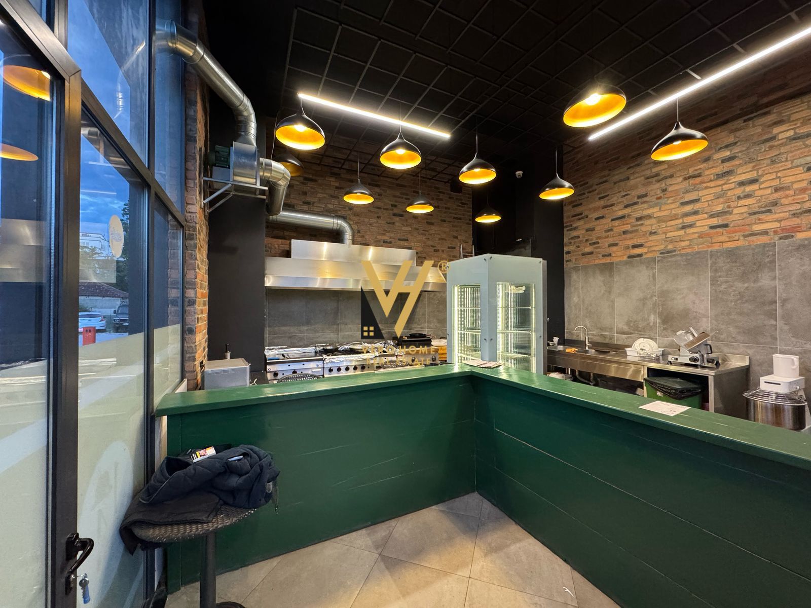 AMBIENT KOMERCIAL 60 M2 TE ALI DEMI 900 EURO