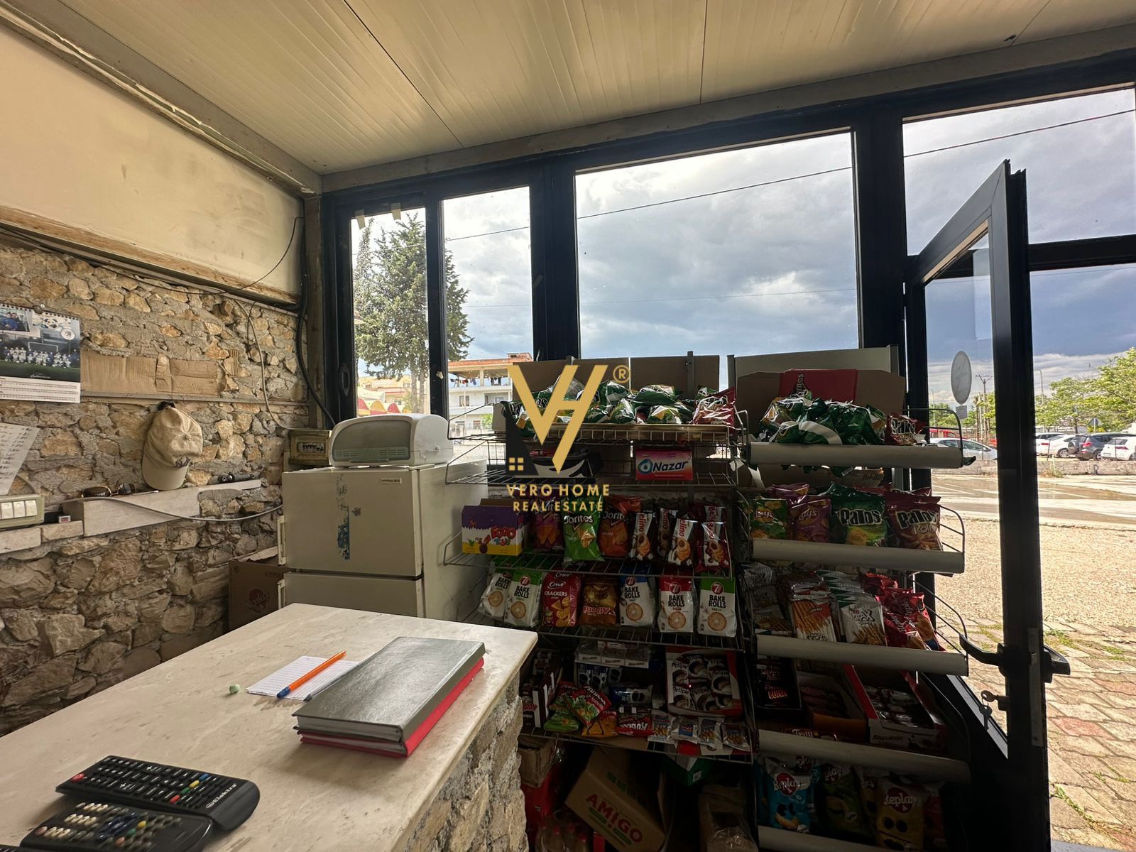 BAR KAFE ME QERA NE YZBERISHT 1.500 EURO