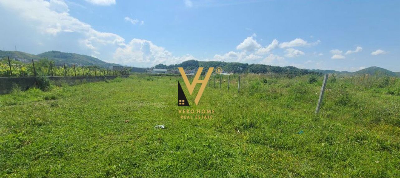 SHITET TOKE 2.400 M2 NE RRAKULL,KAVAJE 25.000 EURO