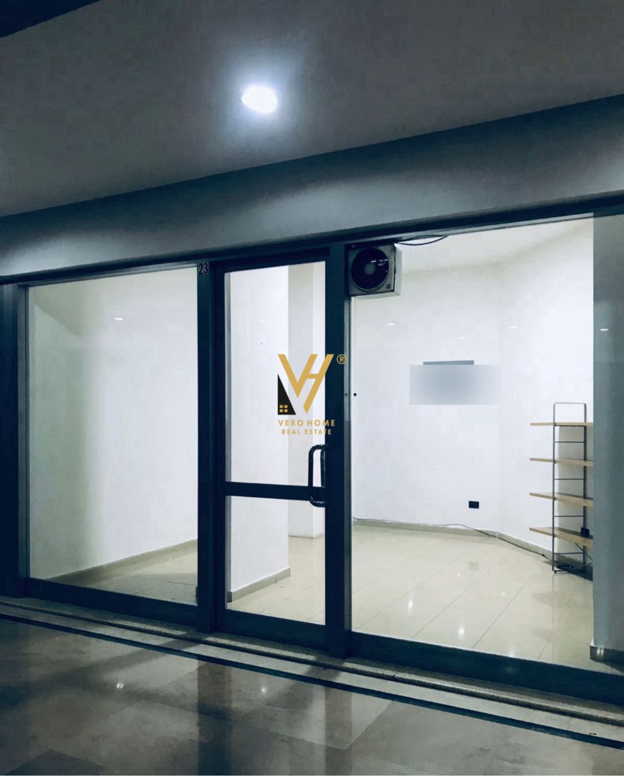 AMBIENT 32 M2 ME QERA NE QENDER 600 EURO