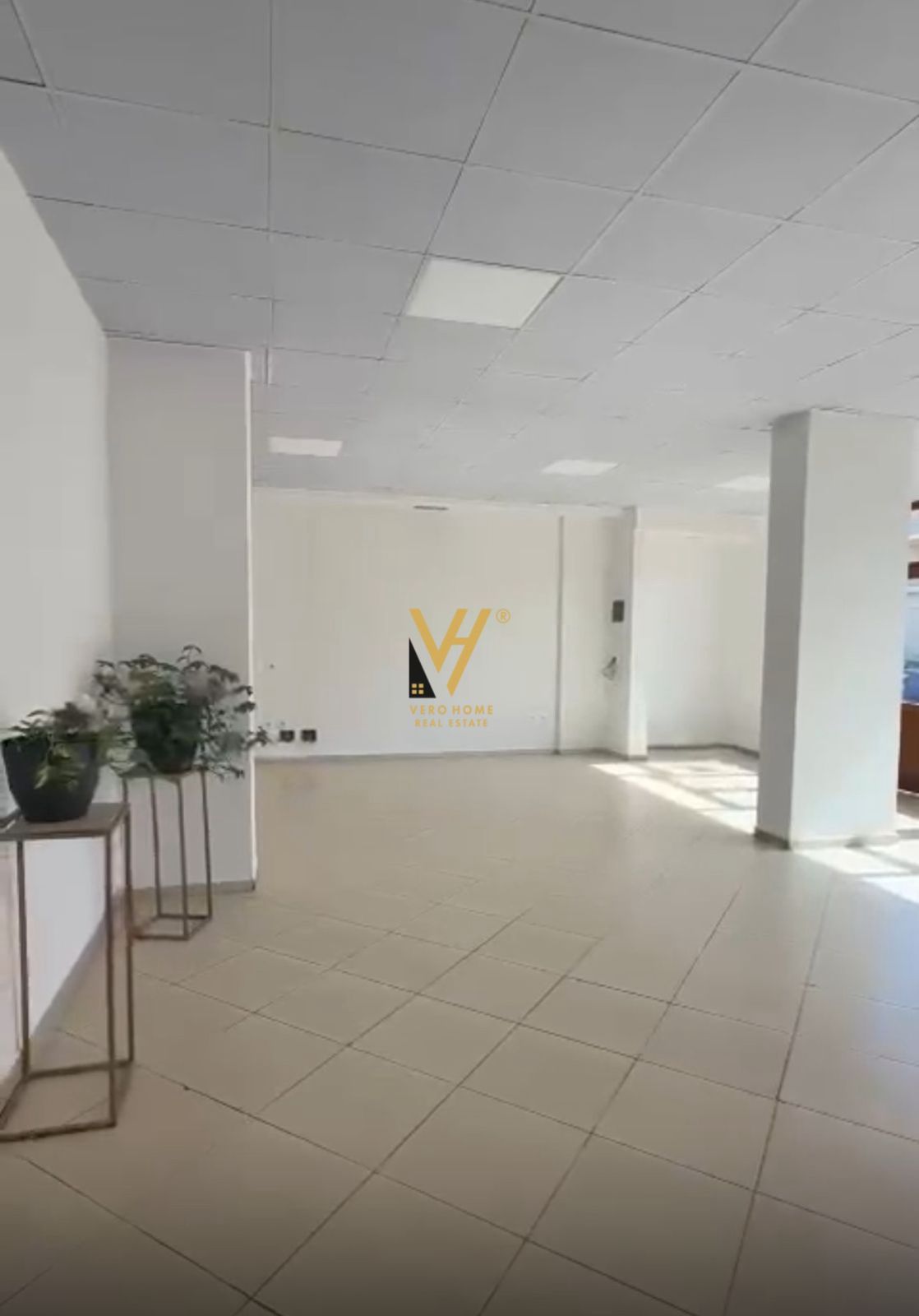 BAR KAFE 85M2 ME QERA TE DON BOSKO 80.000 LEKE