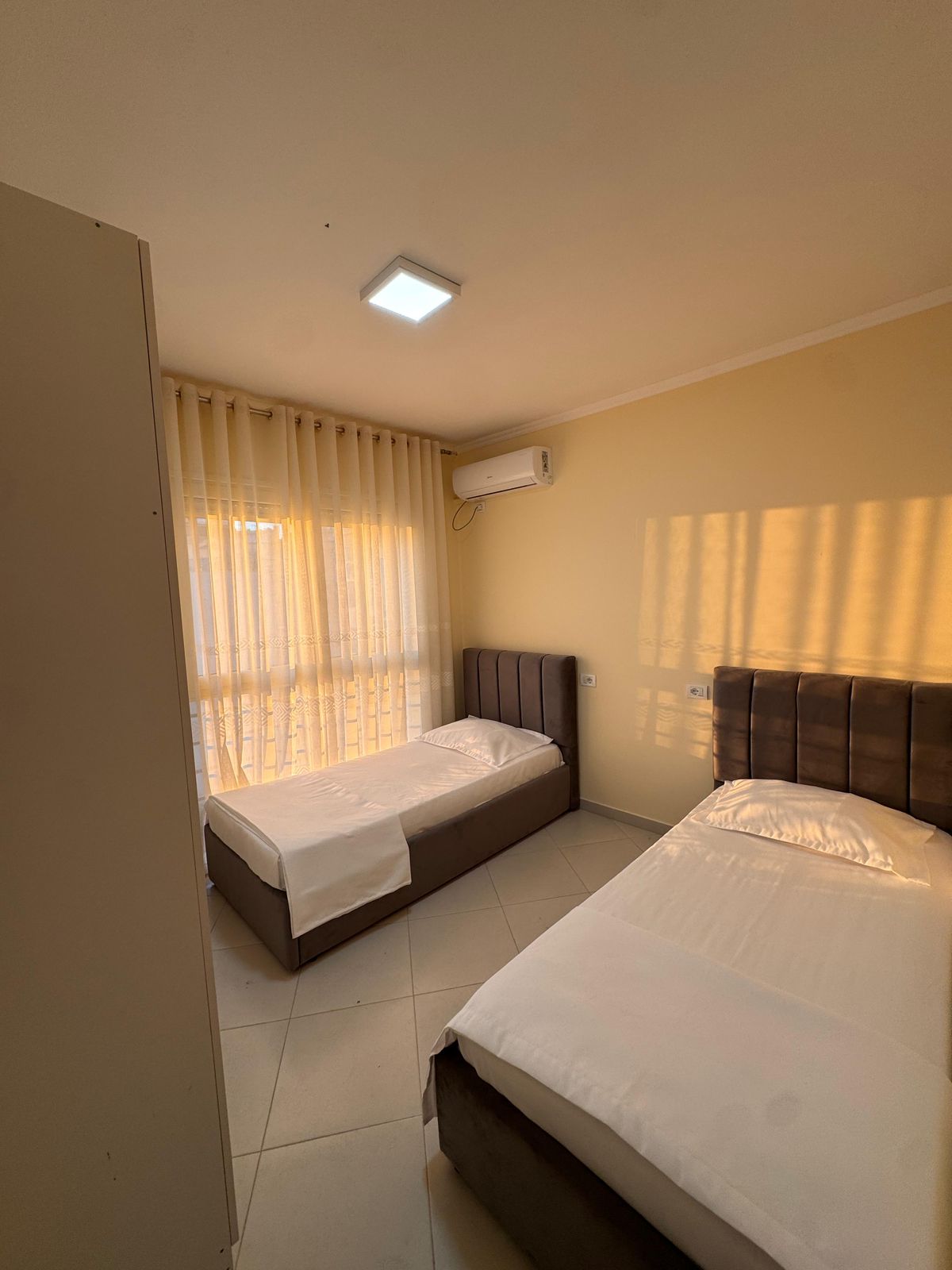 📣 Jepet me Qira Apartament 2+1 prane Qendres