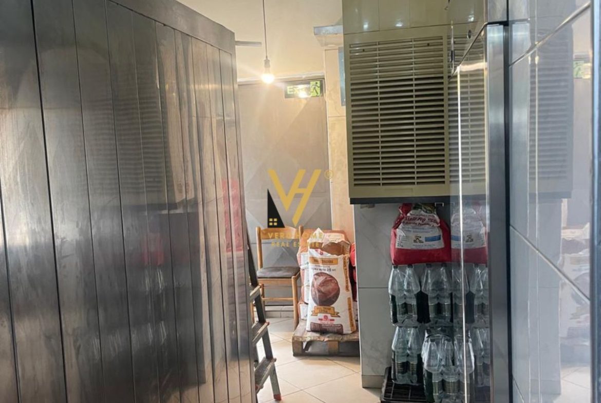 DYQANE 53M2 TEK HARRY FULTZ 360.000 EURO