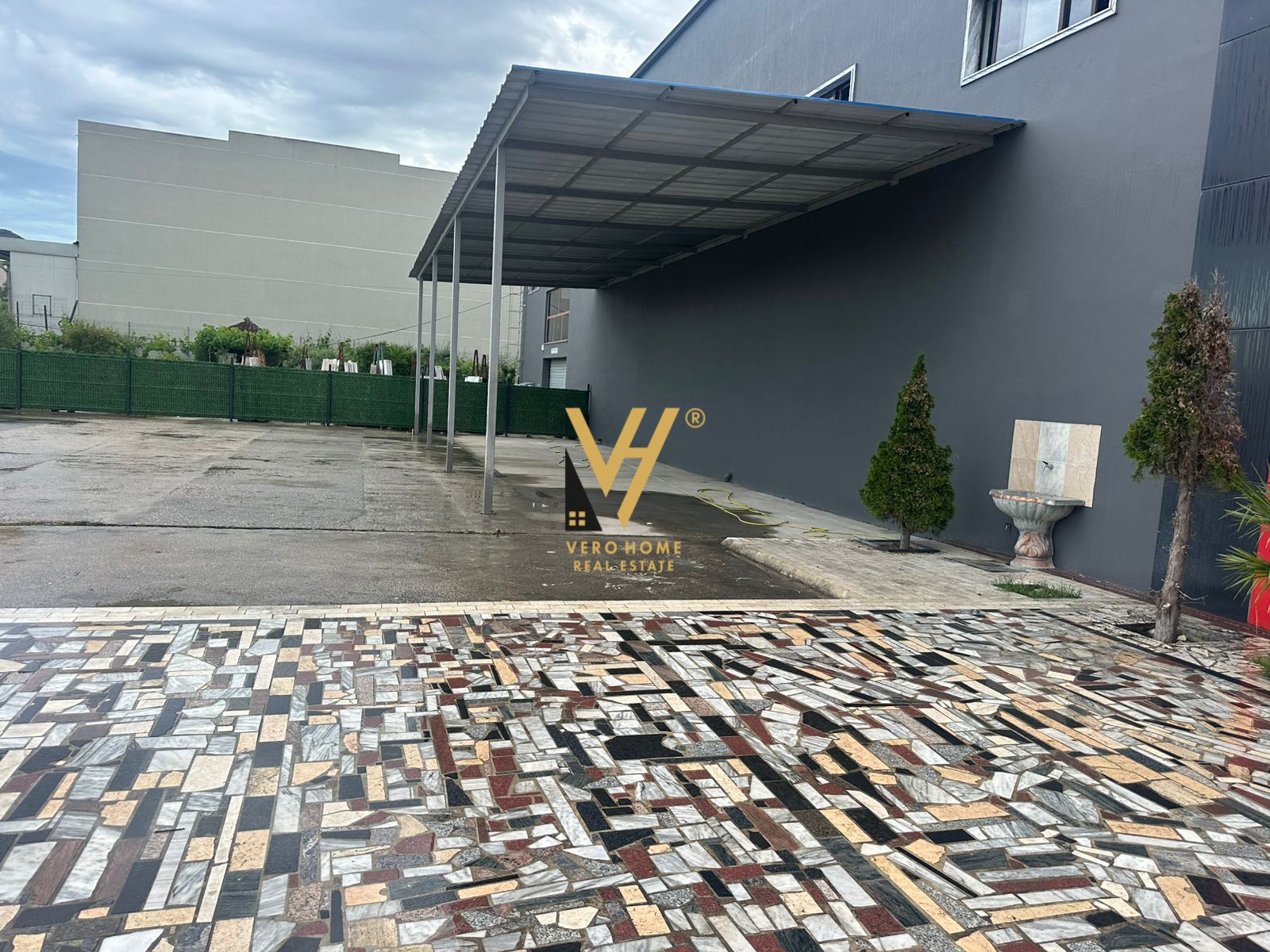 KAPANON 850 M2 ME QERA NE PICAR 5.000 EURO