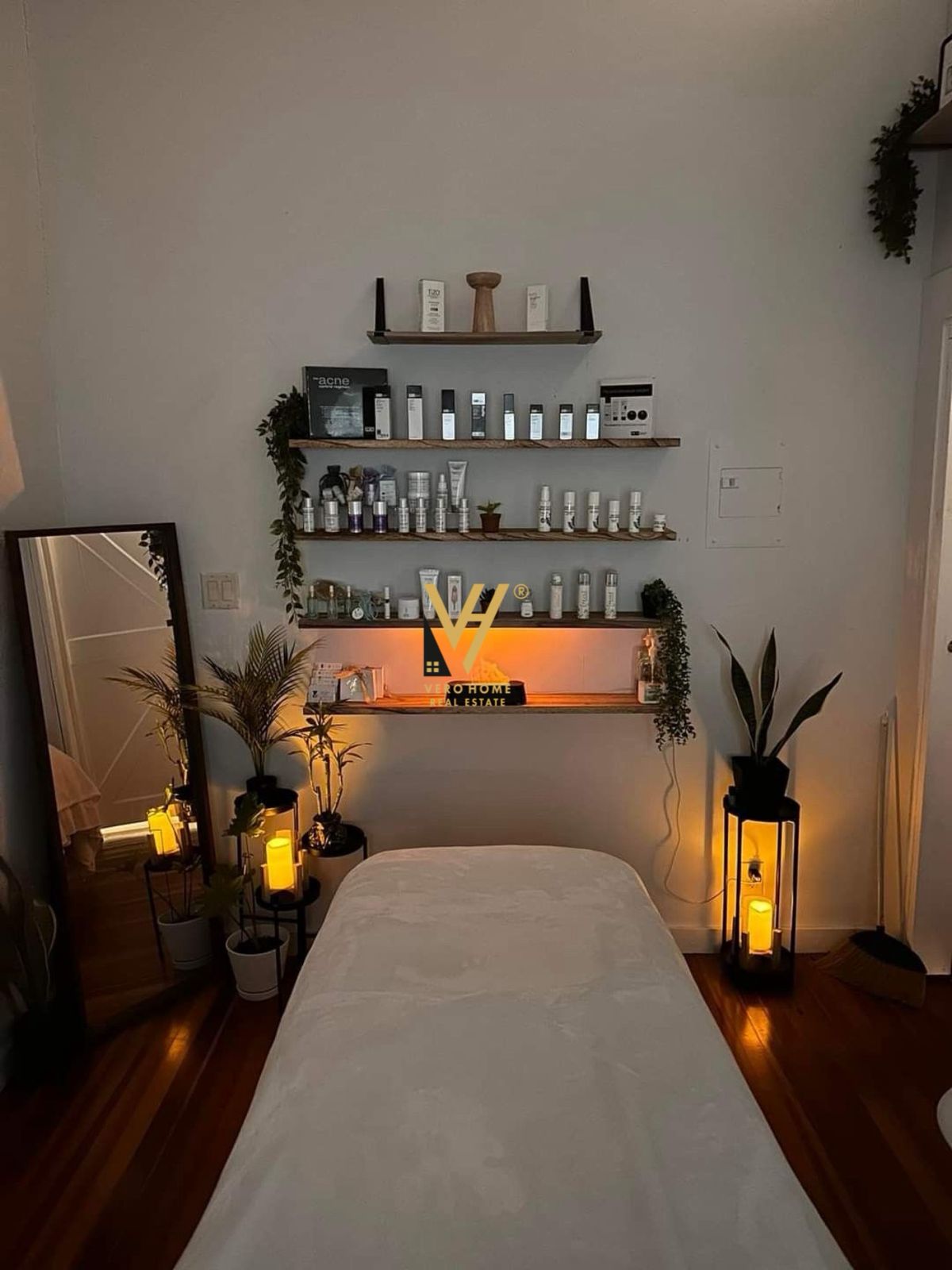 ESTETIKE TEK KOMUNA E PARISIT 4.000 EURO