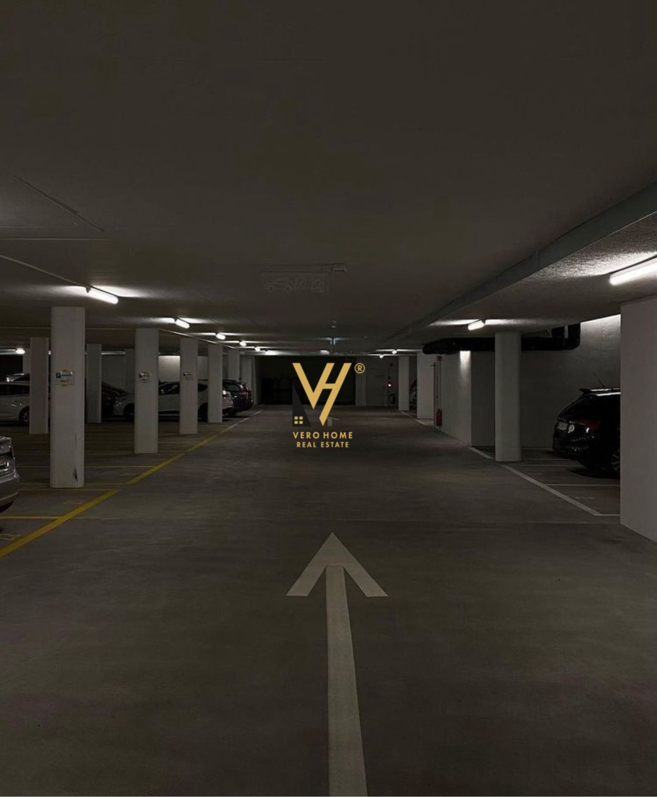 GARAZH 23 M2 PRANE KOMPLEKSIT DELIJORGJ 32.000 EUR