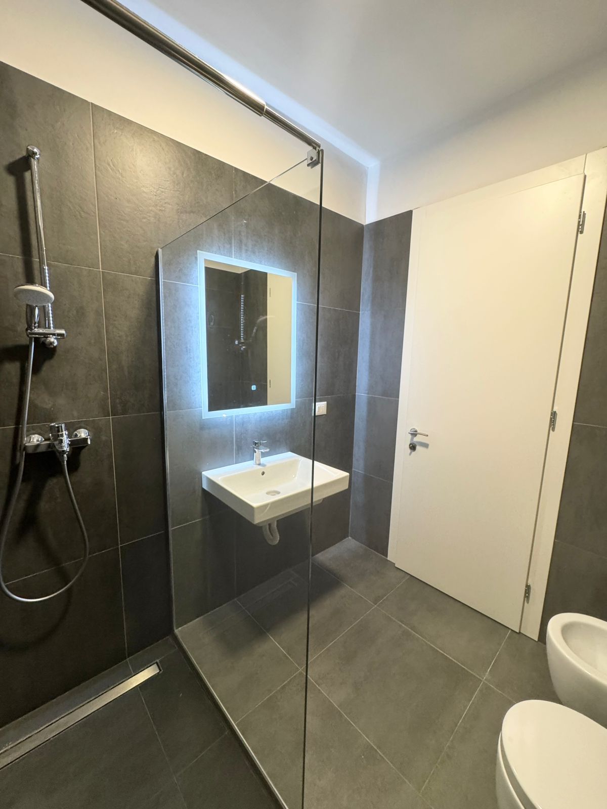 🏡 Jepet me qira apartament 1+1 te Delijorgji