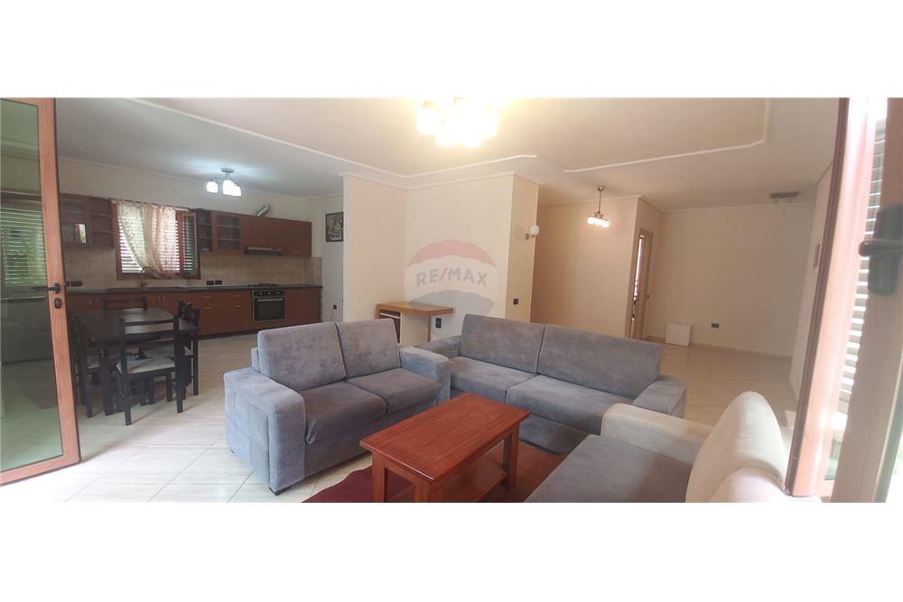 Apartament 3+1 per qera tek Vilat Gjermane