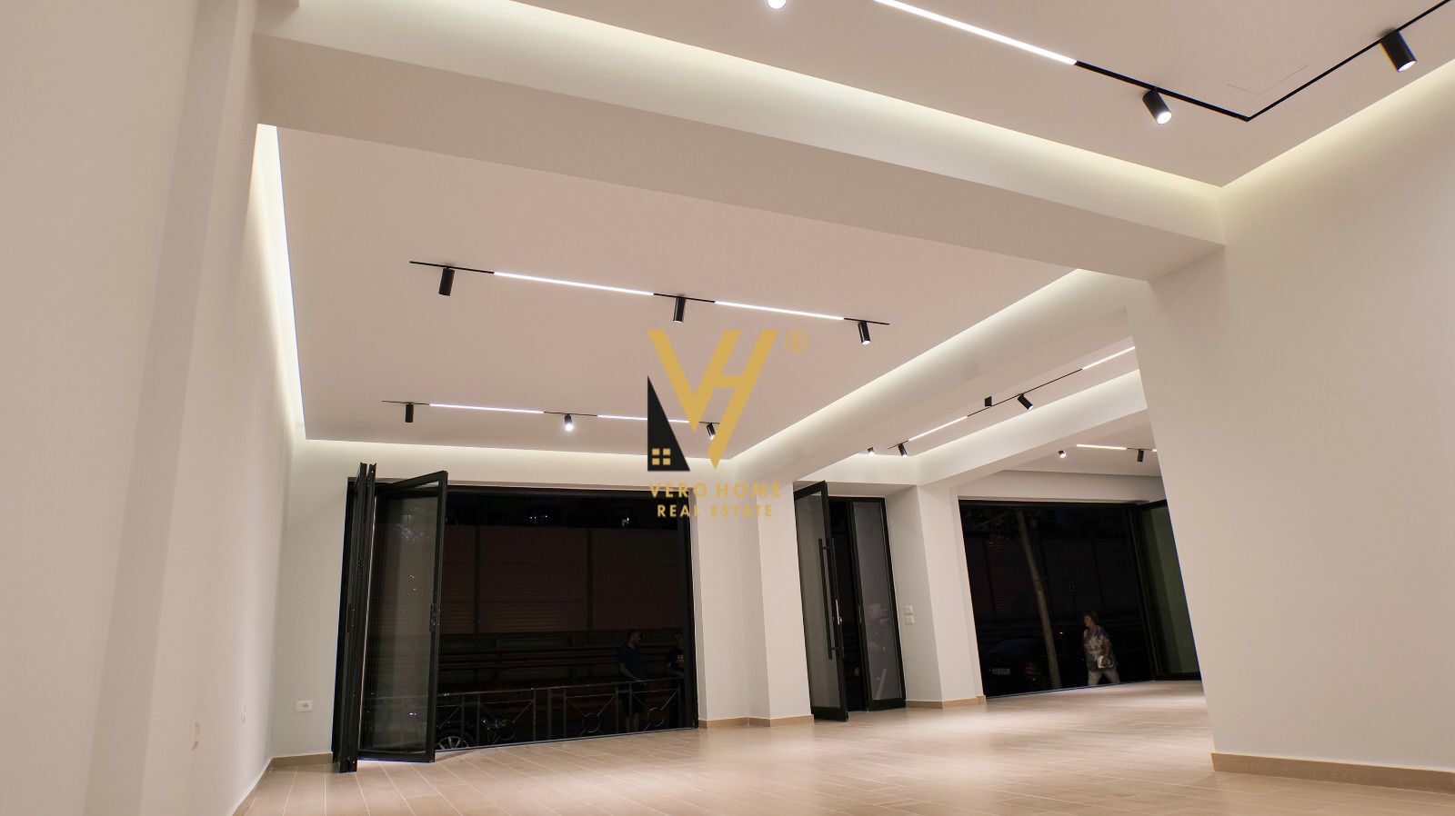 DYQAN 130 M2 ME QERA, KOMUNA E PARISIT 2.600 EURO