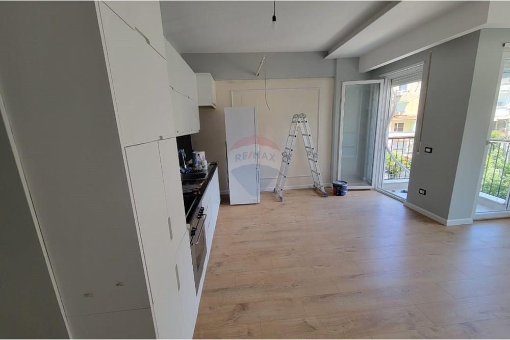 Apartament 2+1 per qira tek Brryli