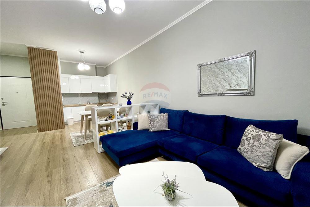 APARTAMENT 1+1+PARKIM ME QIRA TEK DELIJORGJ!