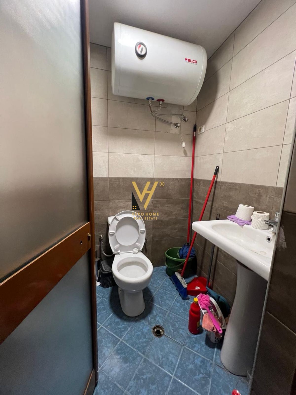 DYQAN TE RRUGA MARGARITA TUTULANI 700 EURO