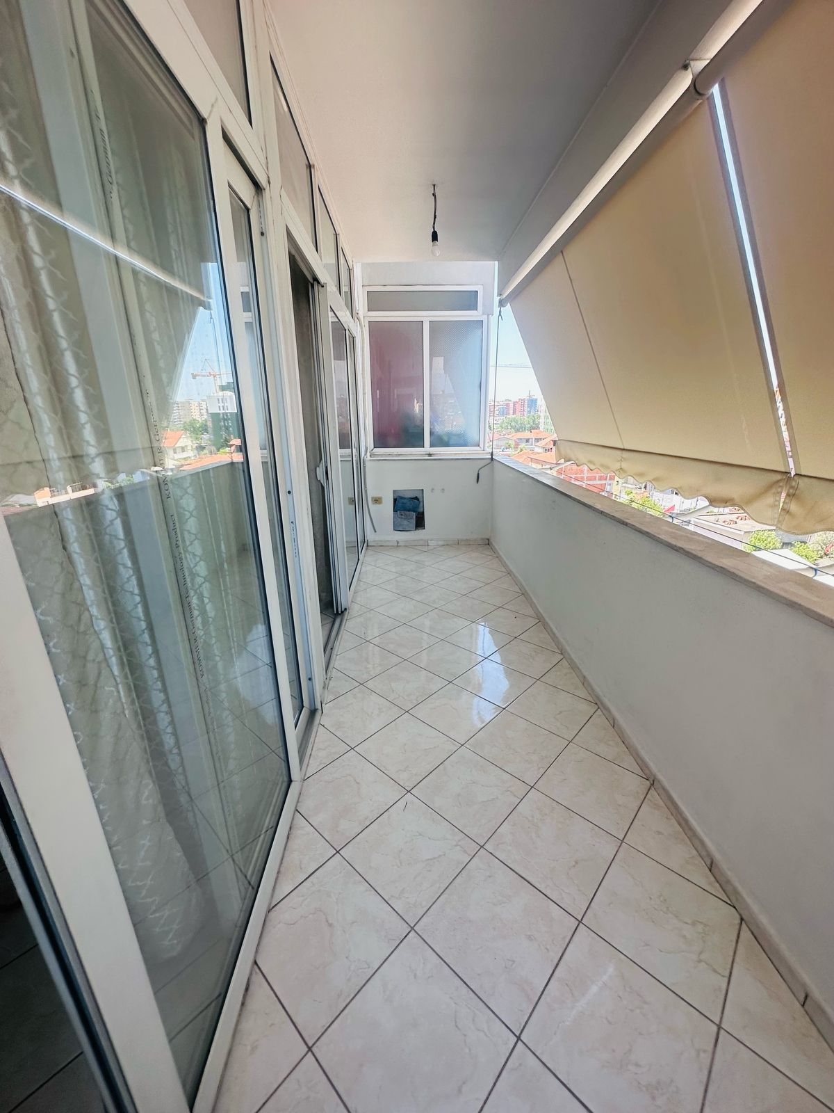 Jepet me qera Apartamenti 1+1 , Laprake