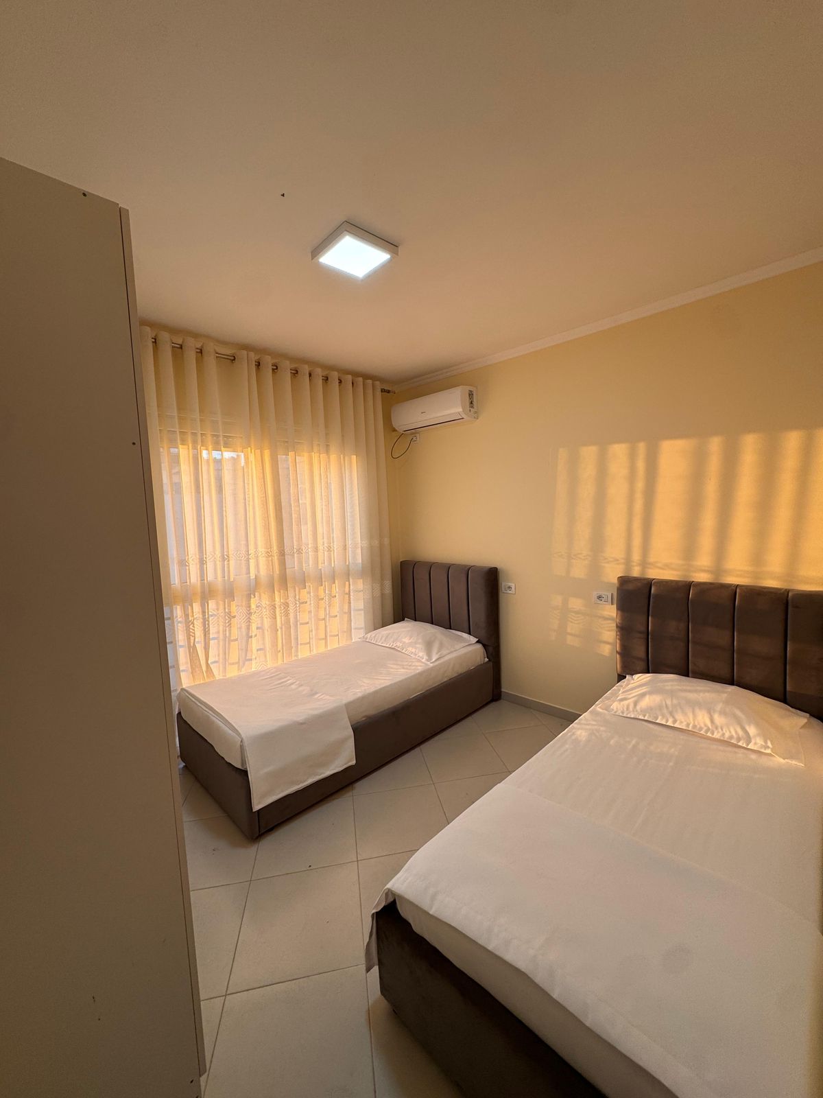 Jepet me qera Apartamenti 2+1 , Rruga Mine Peza ,