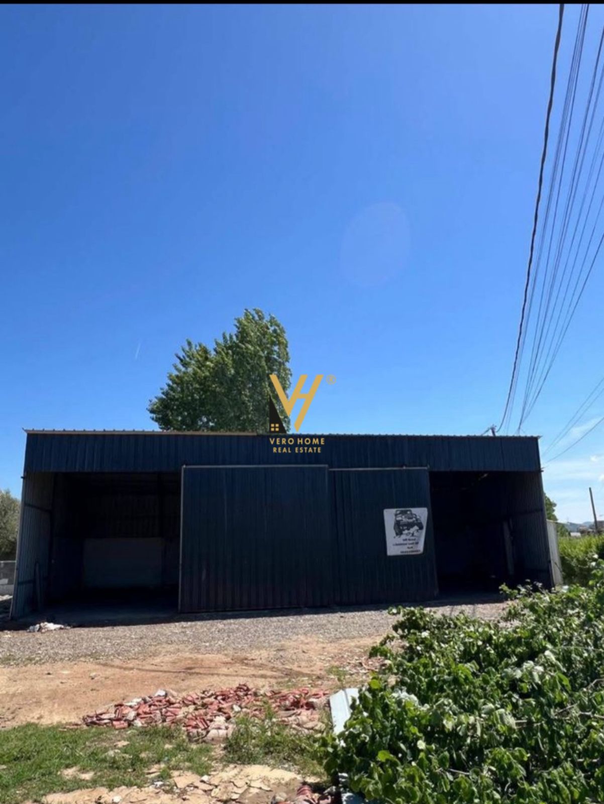 MAGAZINE 170M2 ME QERA NE KAMEZ 700 EURO