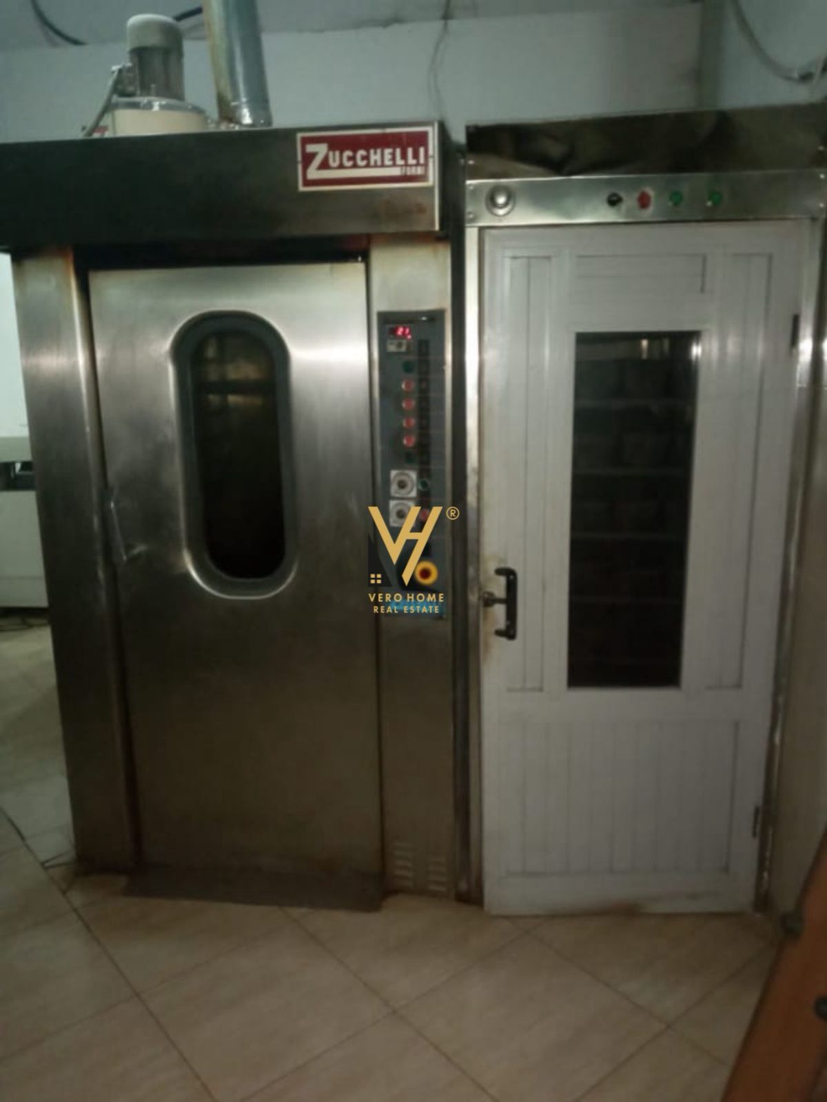 AMBIENT 47 M2 ME QERA NE ASTIR 1.400 EURO