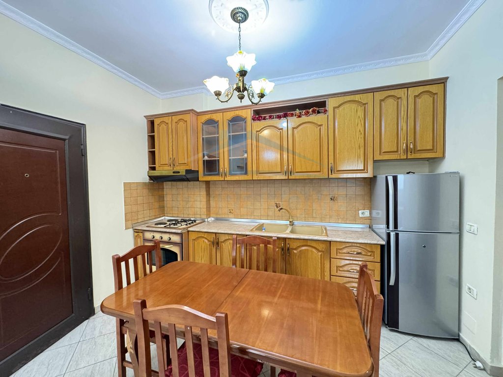 Shitet 1+1 Misto Mame 79.000 Euro