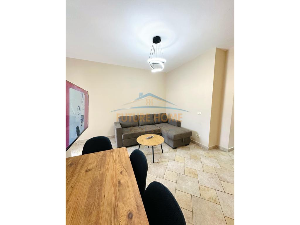 Jepet me Qera 1+1 Qender 650 Euro