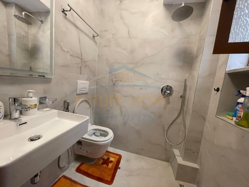 Jepet me Qera 2+1 Stadiumi Dinamo 650 Euro