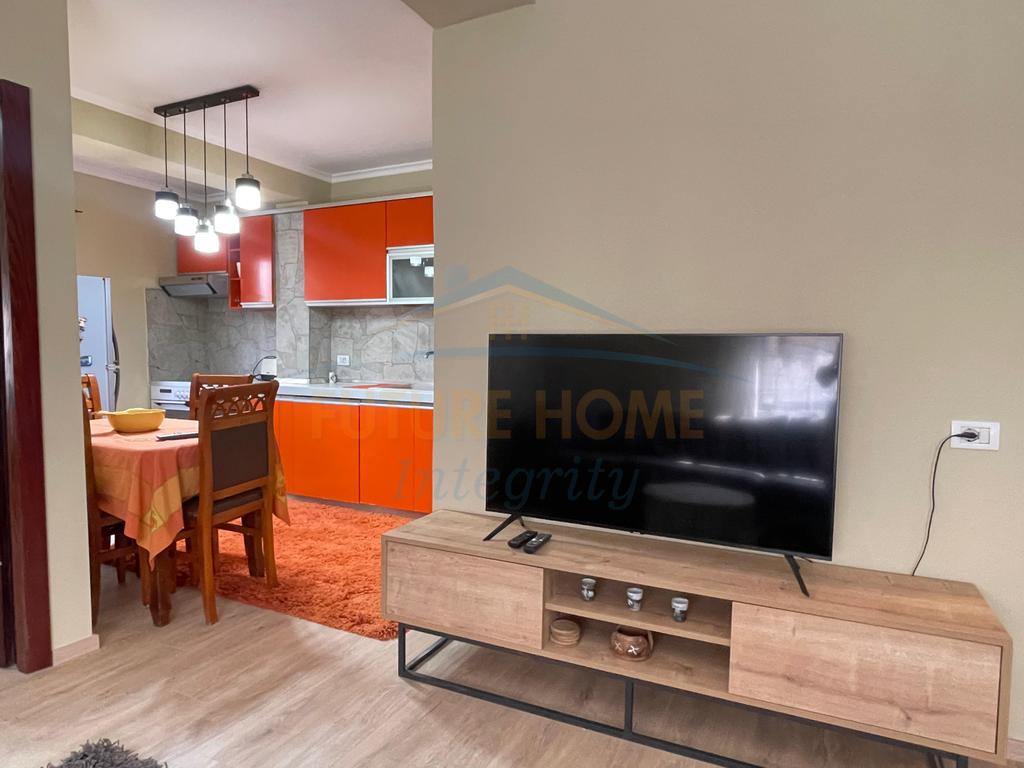 Jepet me Qera 2+1 Stadiumi Dinamo 650 Euro