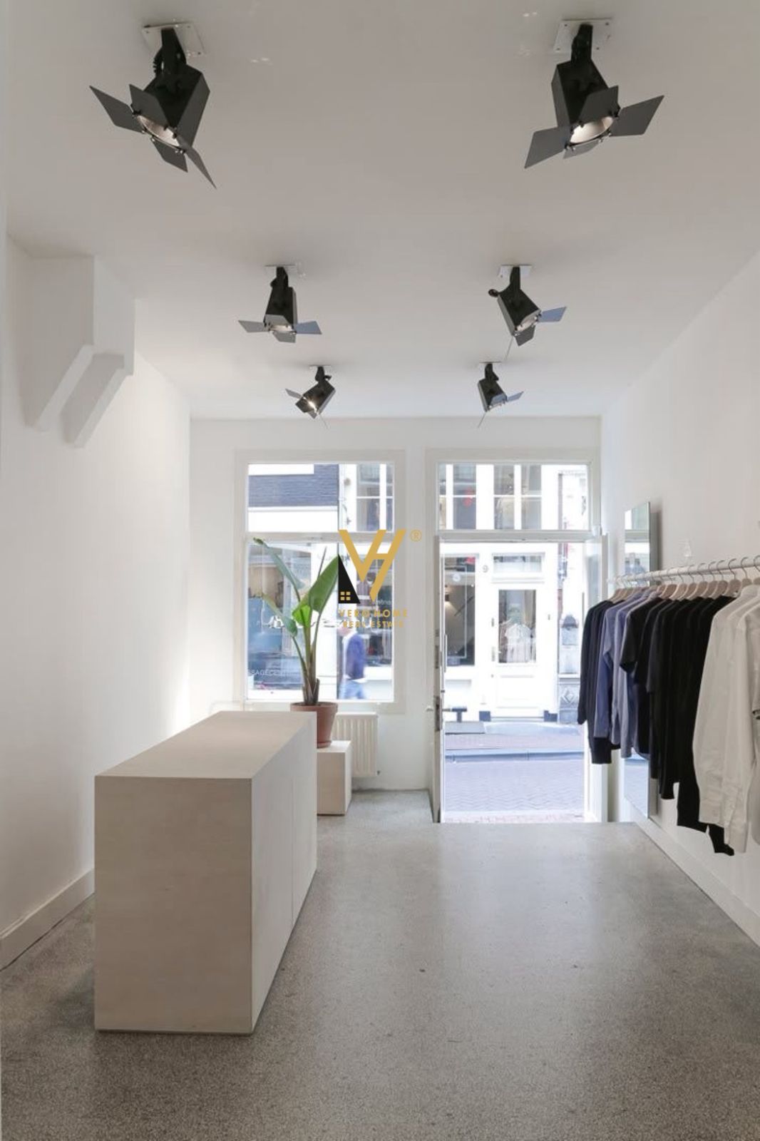 DYQAN 74 M2 ME QERA TEK SIRI KODRA 1.200 EURO