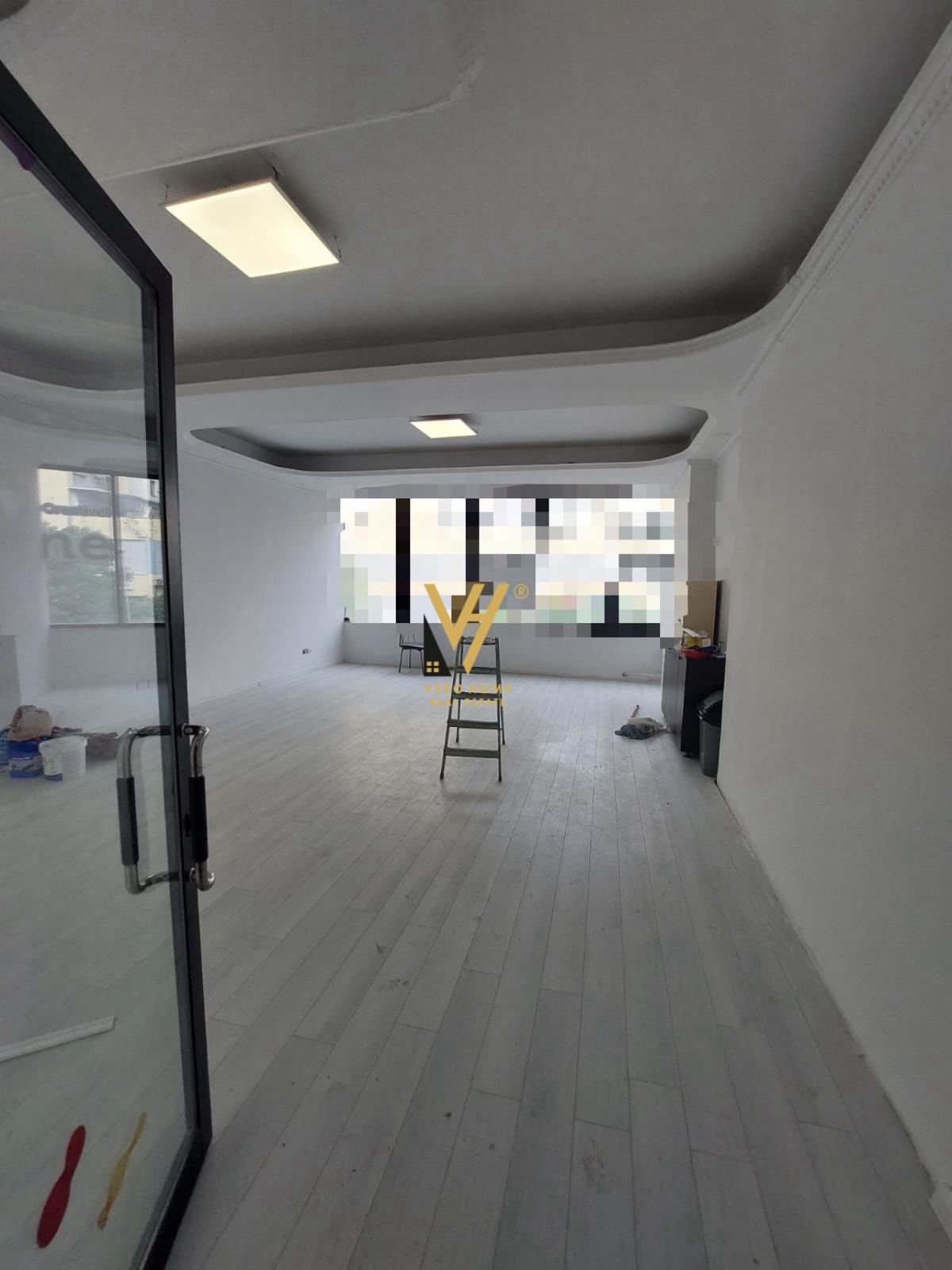 ZYRE 60M2 ME QERA NE ASTIR 70.000 LEKE