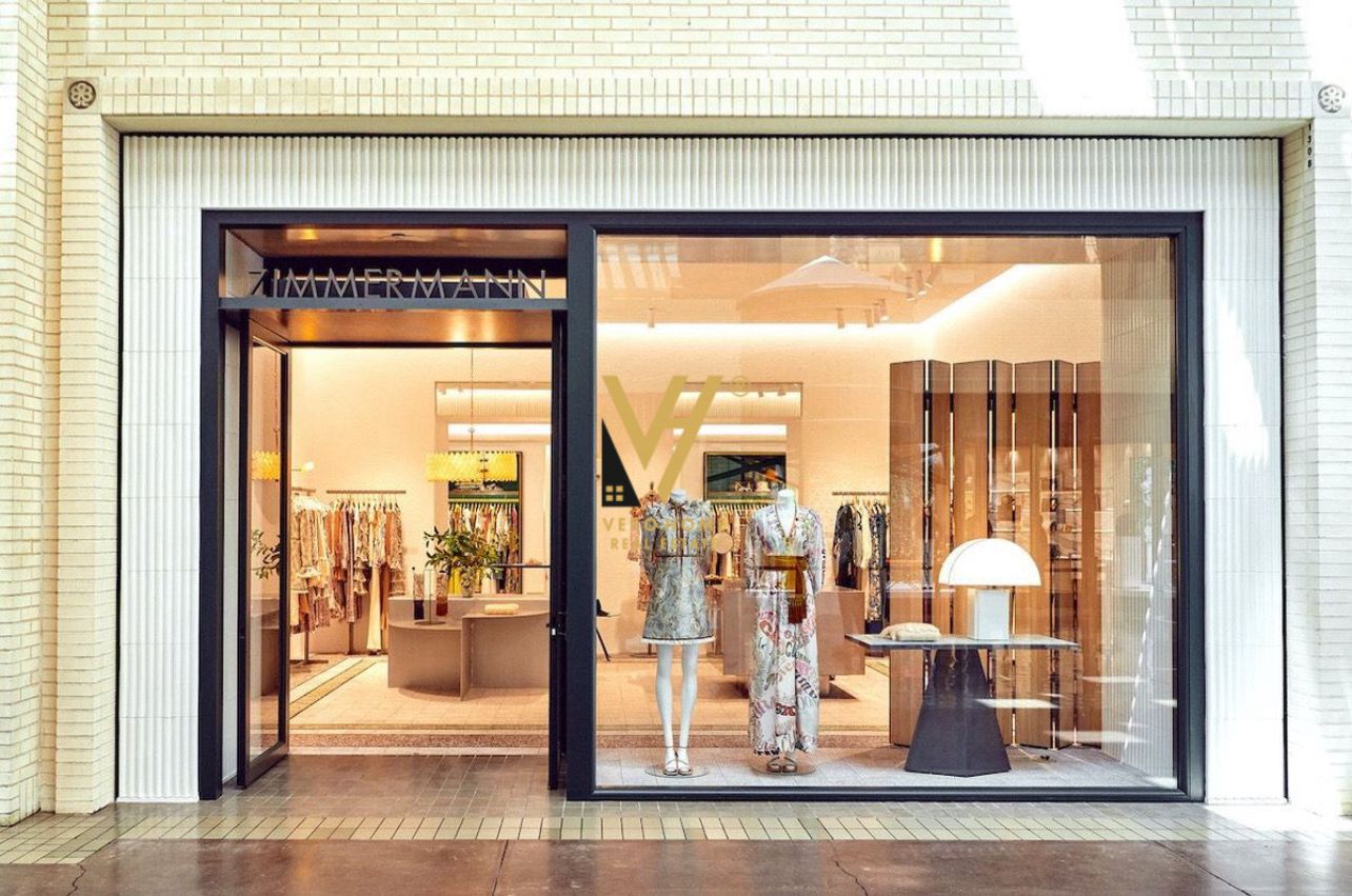 DYQAN 98 M2 TE MYSLYM SHYRI 5.200 EURO