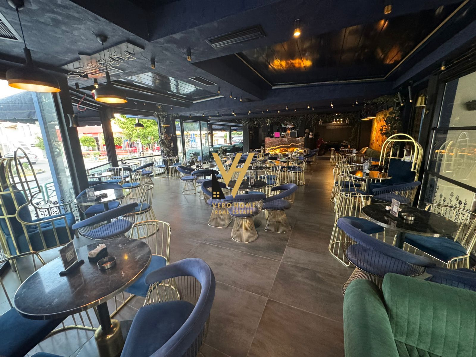 LOKAL I INVESTUAR 280M2 NE ELBASAN 700.000 EURO