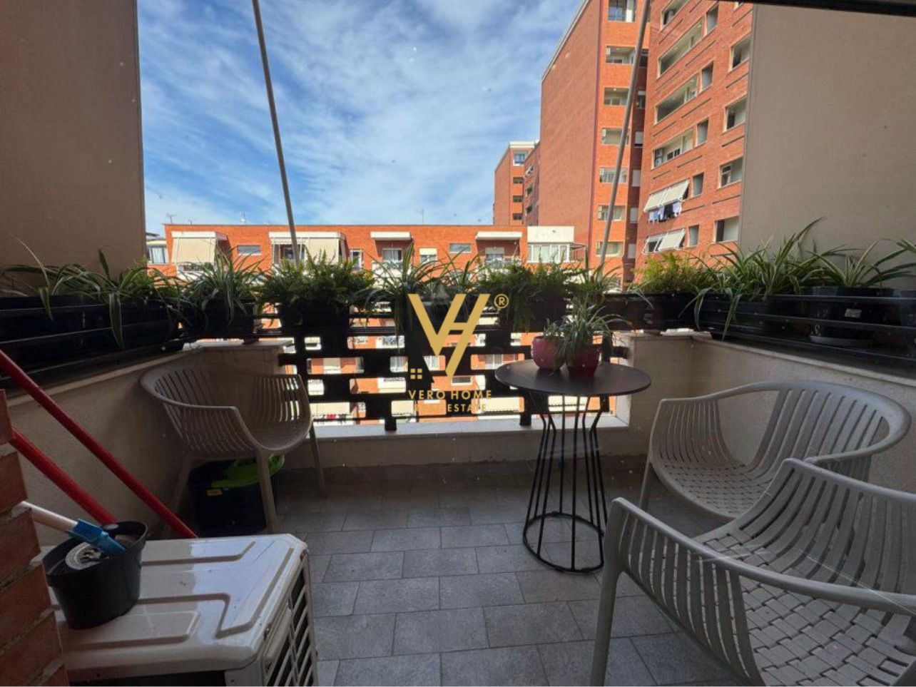 AMBIENT BIZNESI 700M2 TE GOLDEN PARK 1.200.000 EUR