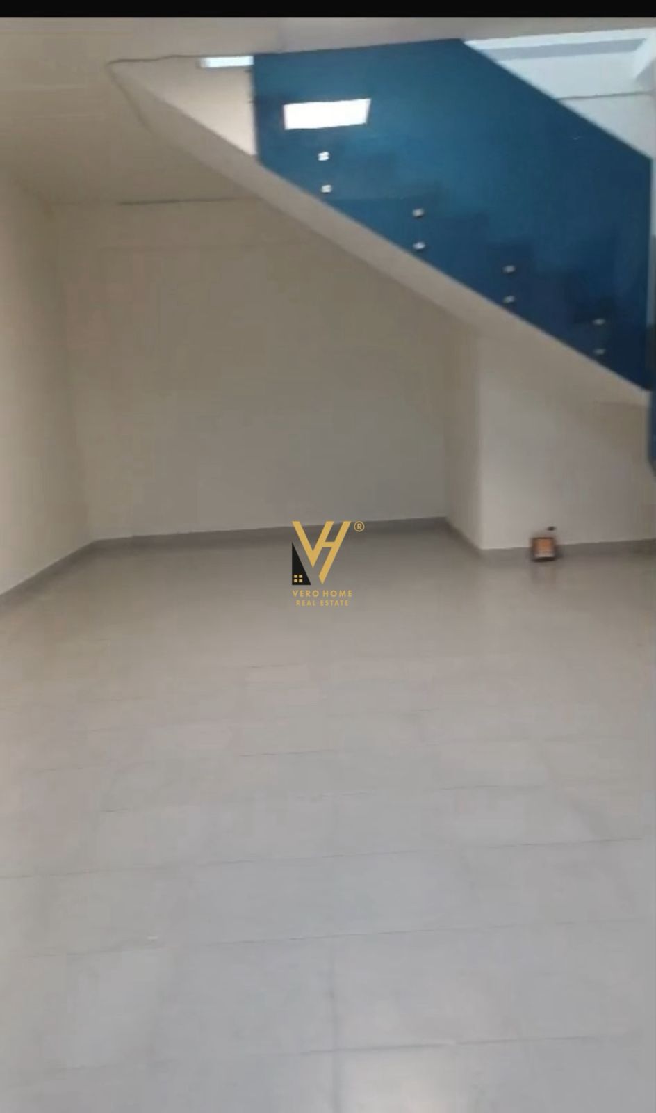 BIZNESI 150M2 TE RR. RESHIT PETRELA 1.500 EURO