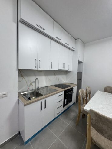 Apartament per Qera 1+1 tek Astiri 400 euro