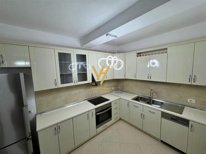 3+1+BLK ME QERA TE LIQENI THATE 1.000 EURO
