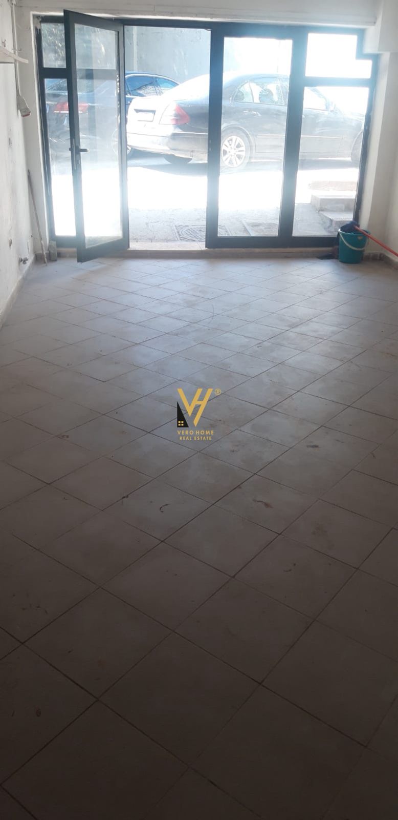 DYQAN 27 M2 ME QERA TE SHALLVARET 30.000 LEKE