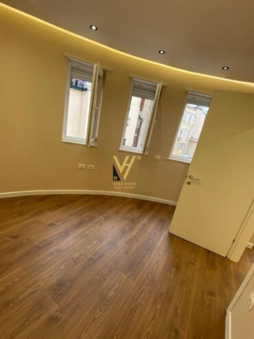 ZYRE 70 M2 ME QERA TE RRUGA MINE PEZA 650 EURO
