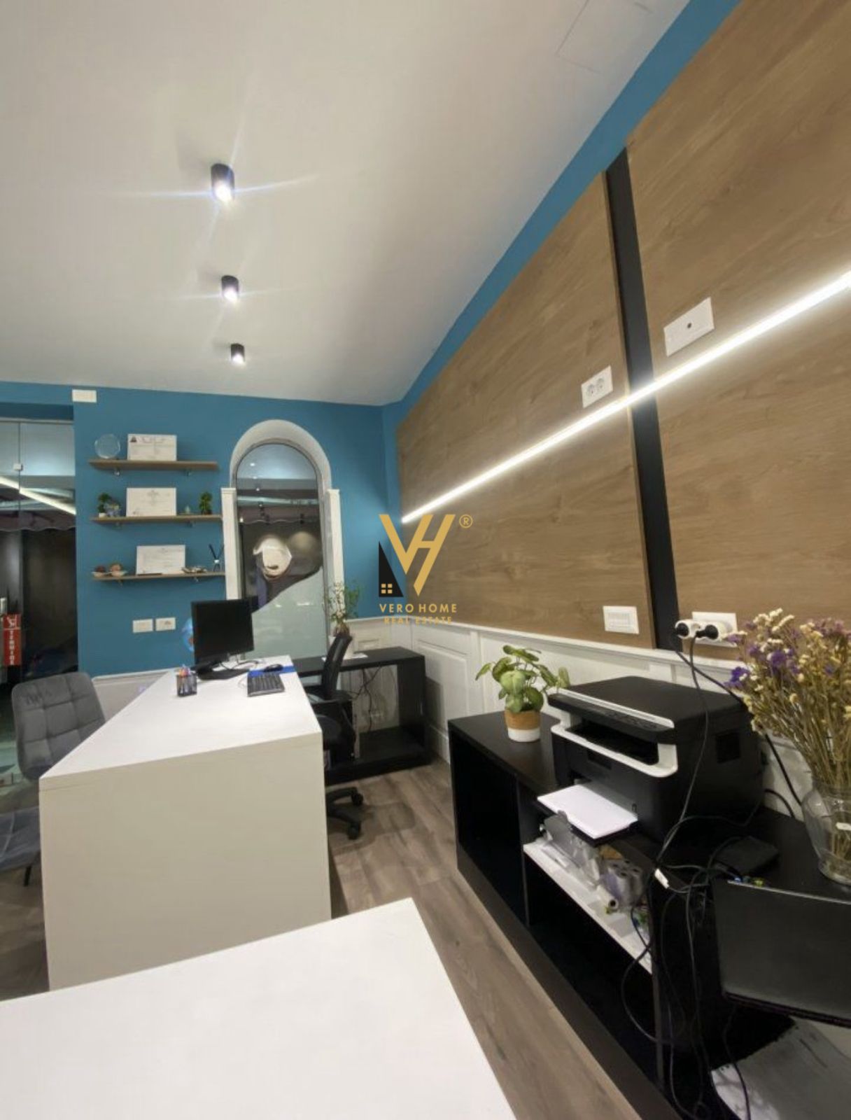 AMBIENT 55 M2 ME QERA NE BRRYL 700 EURO