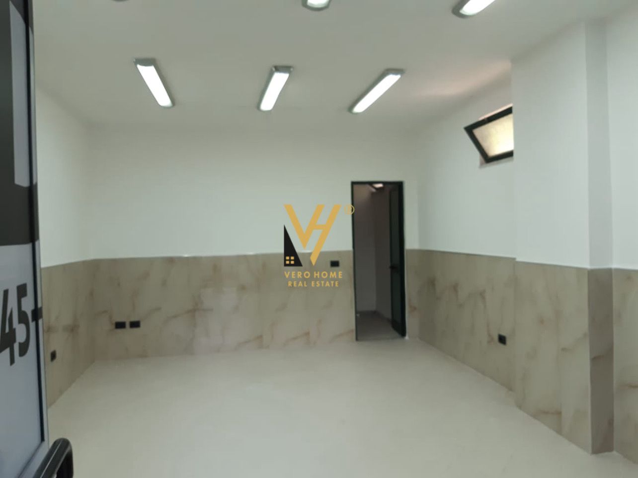 DYQAN 35 M2 TE RRUGA E BOGDANEVE 40.000 LEKE