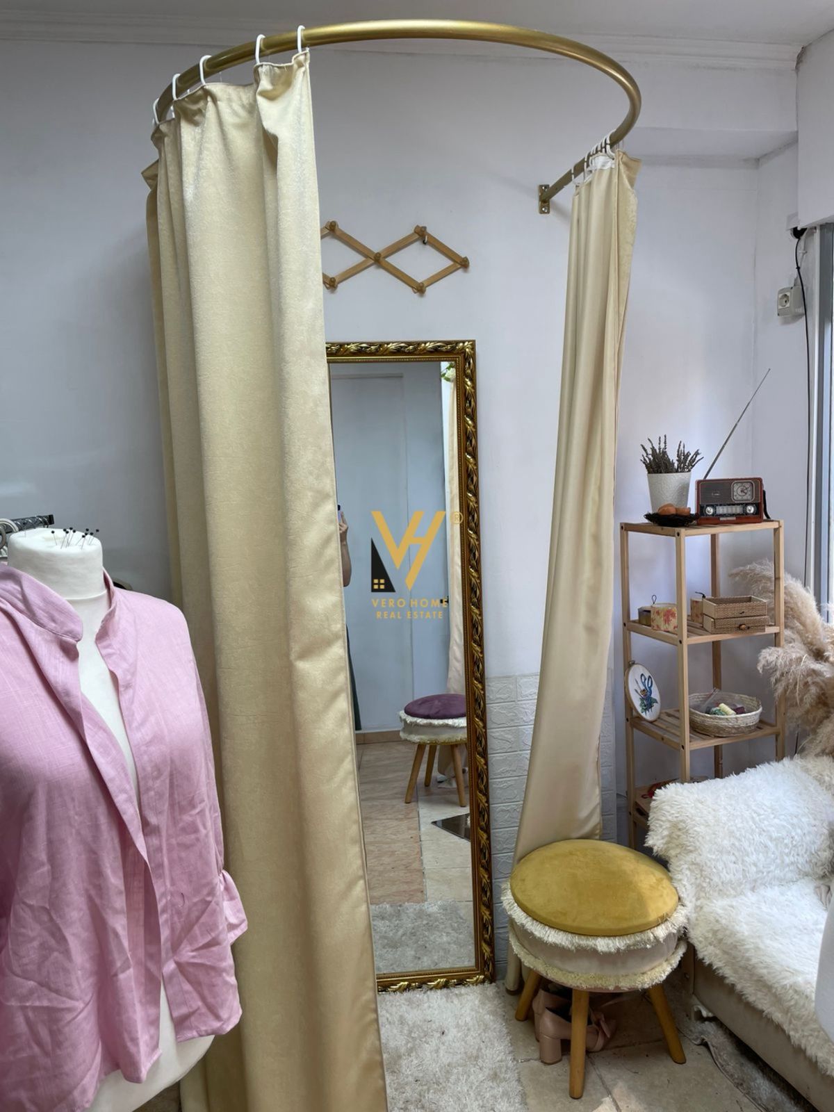 BIZNES ATELIE TE BRRYLI 3.000 EURO