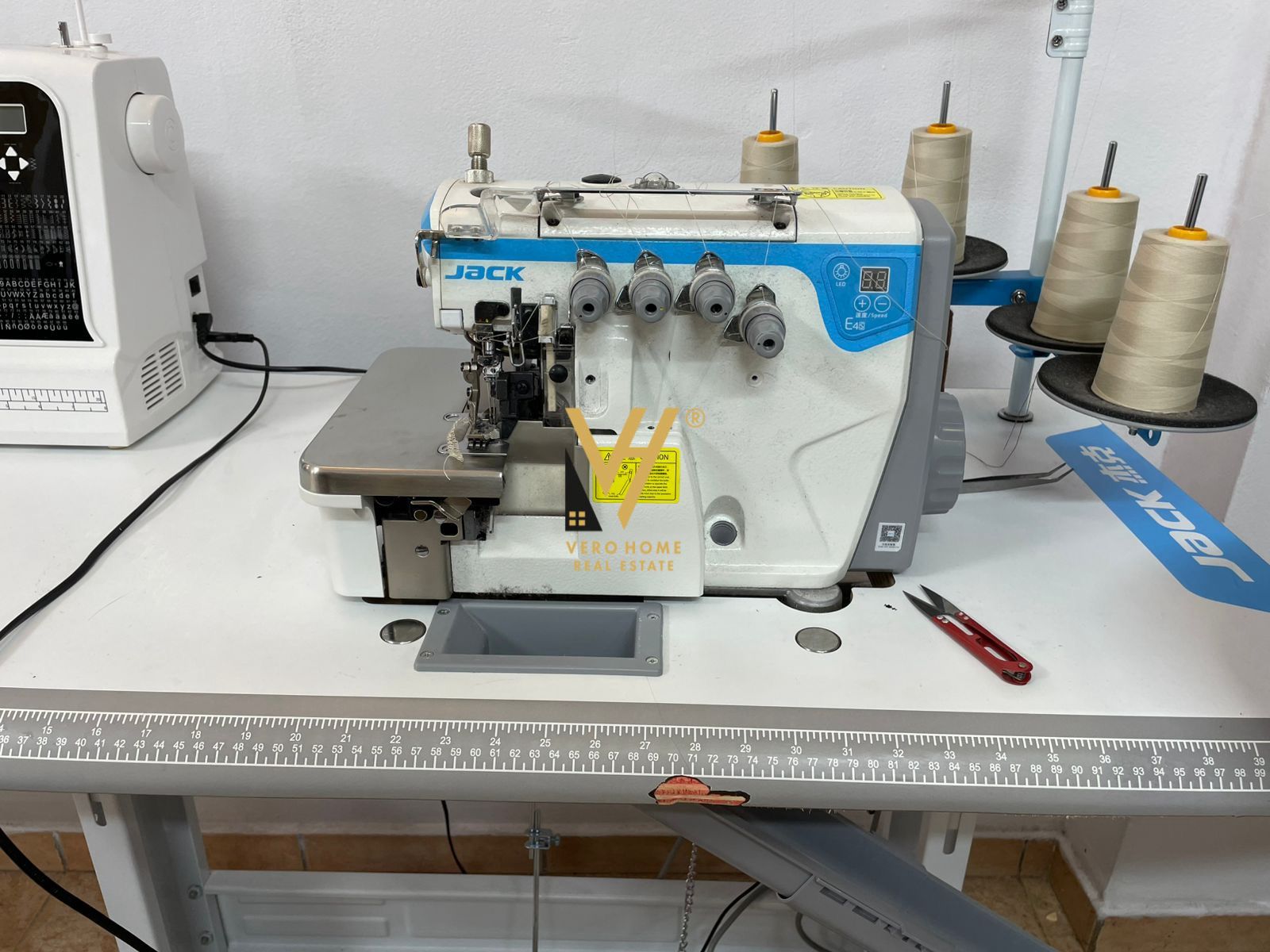 BIZNES ATELIE TE BRRYLI 3.000 EURO