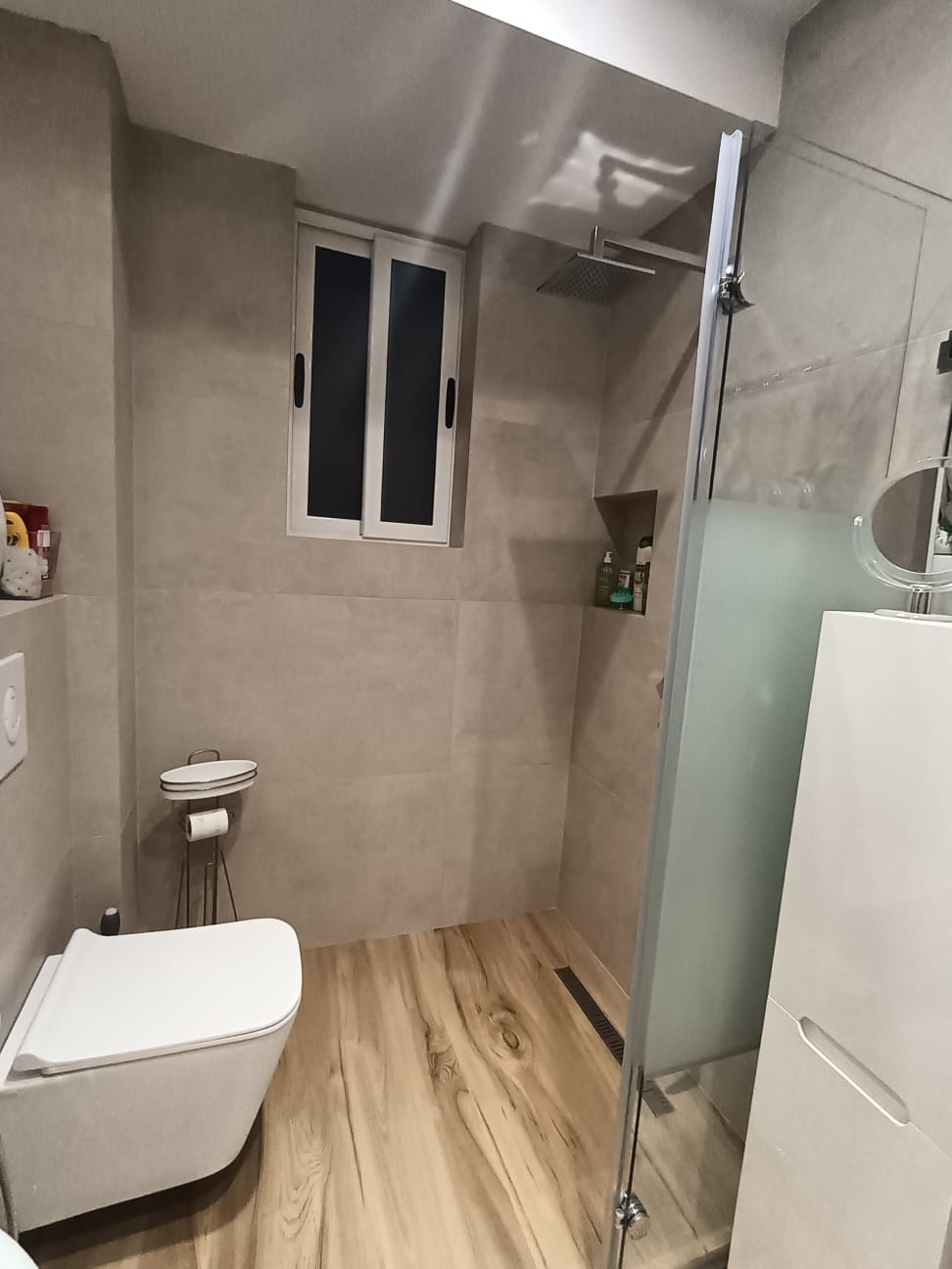 JEPET ME QERA 3+1+DEPO , RRUGA KARL GEGA