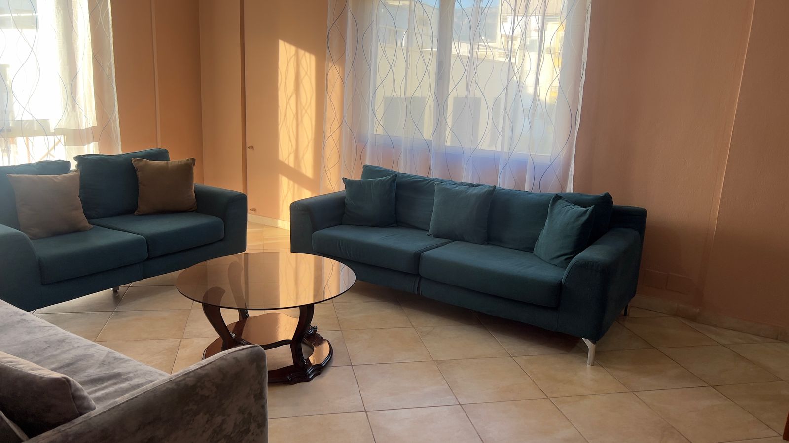 Jepet me qera Apartamenti 2+1 , rruga Sali Nivica,